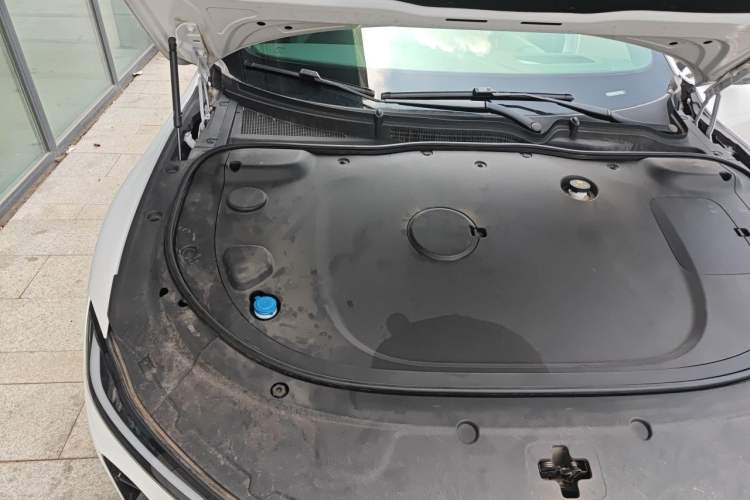 Used CHANGAN NEVO A07 2024 All-Electric "True Fragrance" Edition 710 Flagship Model Engine Bay Right