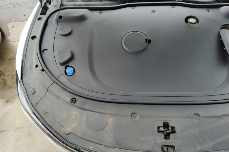 Used CHANGAN NEVO A07 2024 All-Electric "True Fragrance" Edition 710 Flagship Model Engine Bay Right