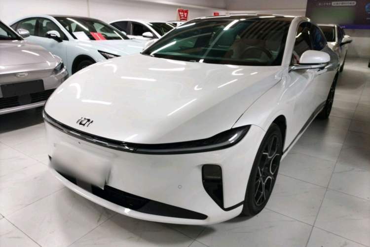 Used CHANGAN NEVO A07 2024 All-Electric "True Fragrance" Edition 710 Flagship Model Exterior 1