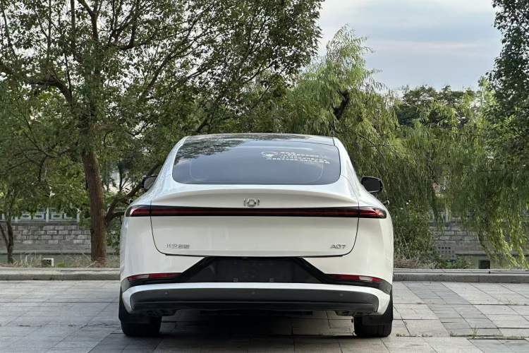 Used CHANGAN NEVO A07 2024 All-Electric "True Fragrance" Edition 710 Flagship Model Exterior 6