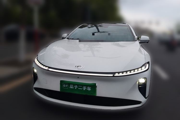 Used CHANGAN NEVO A07 2024 All-Electric "Real Bargain" Version 515 Elite Model 58.9 kWh Front