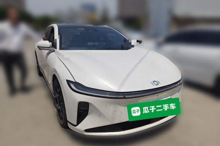 Used CHANGAN NEVO A07 2024 All-Electric "True Fragrance" Edition 710 Flagship Model Front Right 45 Deg