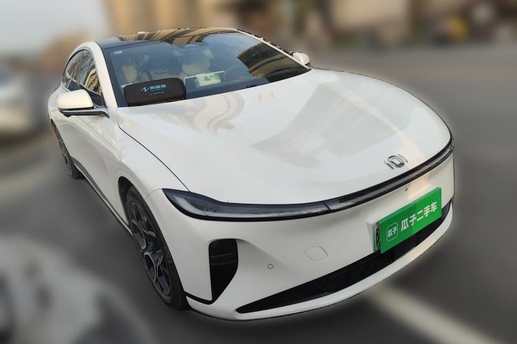Used CHANGAN NEVO A07 2024 All-Electric "True Fragrance" Edition 710 Flagship Model Front Right 45 Deg
