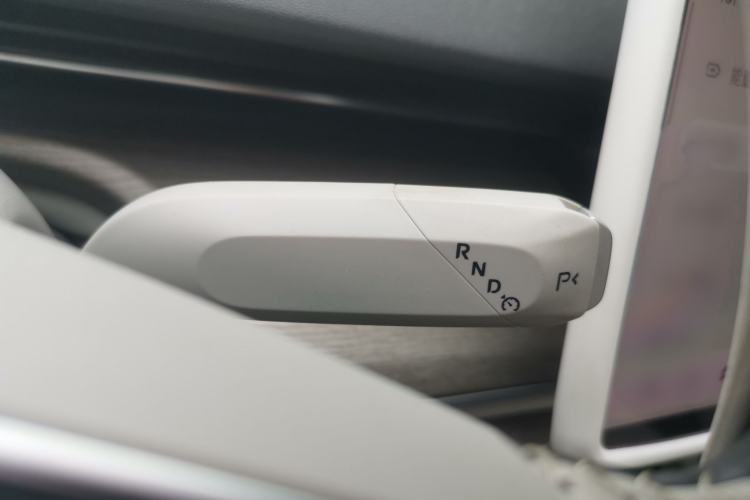Used CHANGAN NEVO A07 2024 All-Electric "Real Bargain" Version 515 Elite Model 58.9 kWh Gear Lever
