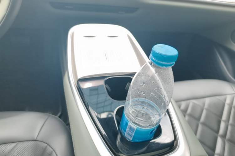 Used CHANGAN NEVO A07 2024 Pure Electric "True Fragrance" Edition 515 Prestige Model Gear Lever
