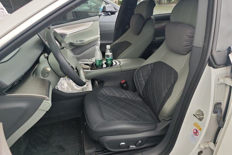Used CHANGAN NEVO A07 2024 All-Electric "True Fragrance" Edition 515 Luxurious Model 58.9 kWh Left Front Seat