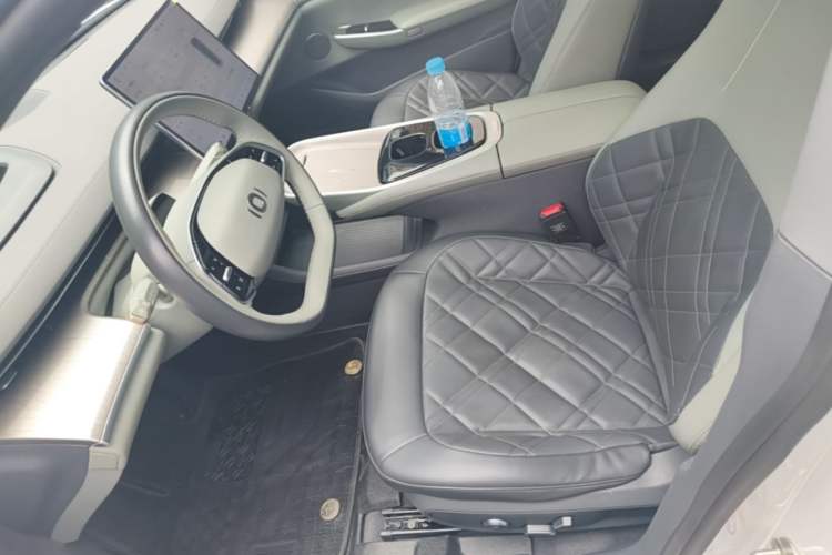 Used CHANGAN NEVO A07 2024 Pure Electric "True Fragrance" Edition 515 Prestige Model Left Front Seat