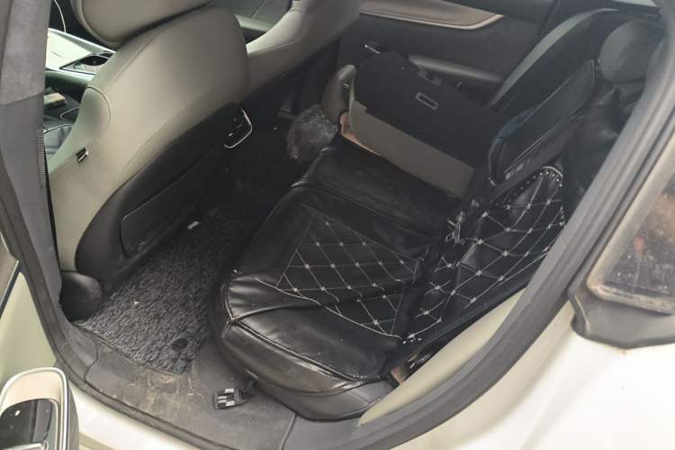 Used CHANGAN NEVO A07 2024 All-Electric "True Fragrance" Edition 710 Flagship Model Left Rear Seat