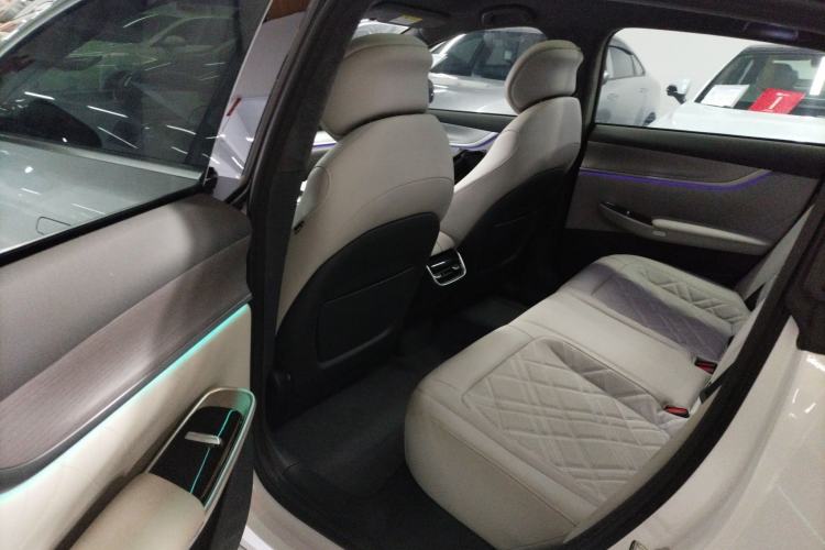 Used CHANGAN NEVO A07 2024 All-Electric "True Fragrance" Edition 710 Flagship Model Left Rear Seat