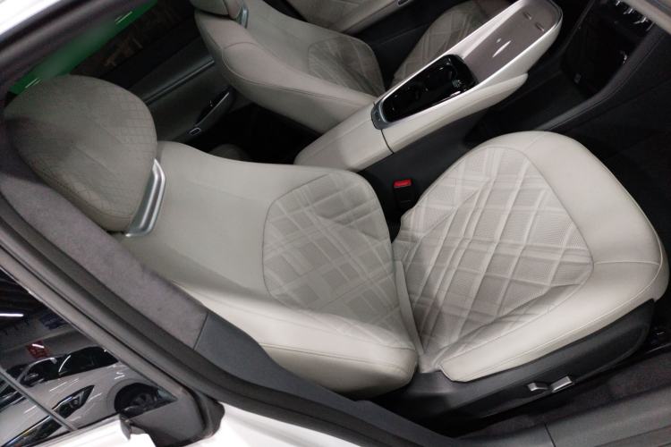 Used CHANGAN NEVO A07 2024 All-Electric "True Fragrance" Edition 710 Flagship Model Right Front Seat
