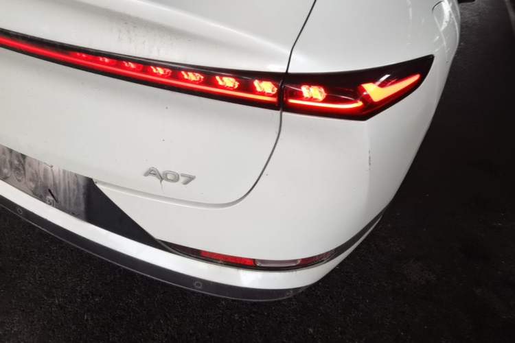 Used CHANGAN NEVO A07 2024 All-Electric "True Fragrance" Edition 710 Flagship Model Right Rear Taillight