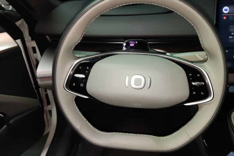 Used CHANGAN NEVO A07 2024 All-Electric "True Fragrance" Edition 710 Flagship Model Steering Wheel