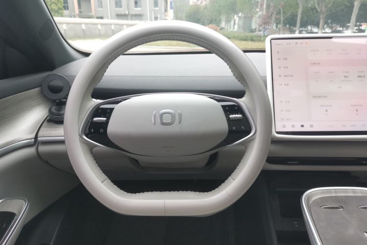 Used CHANGAN NEVO A07 2024 All-Electric "Real Bargain" Version 515 Elite Model 58.9 kWh Steering Wheel