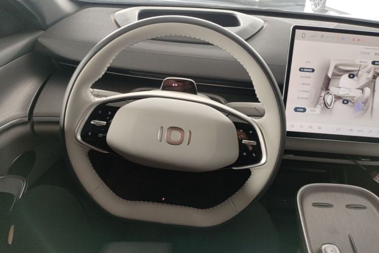 Used CHANGAN NEVO A07 2024 All-Electric "True Fragrance" Edition 515 Luxurious Model 58.9 kWh Steering Wheel