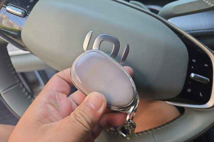Used CHANGAN NEVO A07 2024 All-Electric "True Fragrance" Edition 710 Flagship Model Vehicle Key