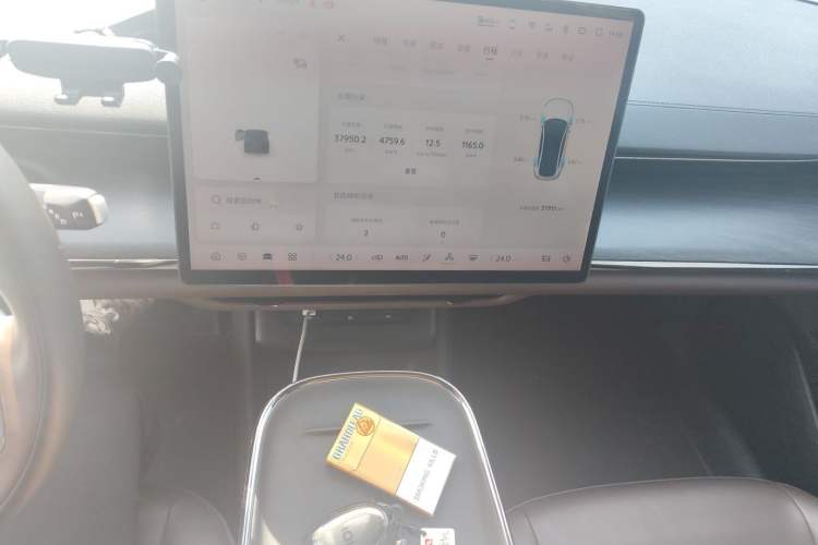 Used CHANGAN NEVO A07 2025 Blue Whale Pure Electric Version 625 Luxury Model Audio And AC Panel