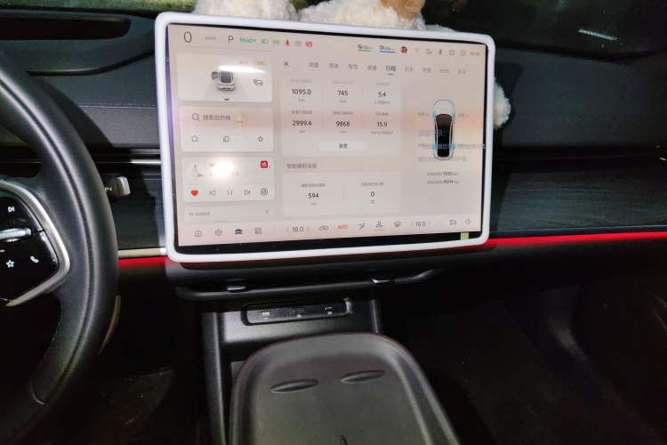 Used CHANGAN NEVO A07 2025 Blue Whale Range-Extending Version 230 Flagship Model Audio And AC Panel