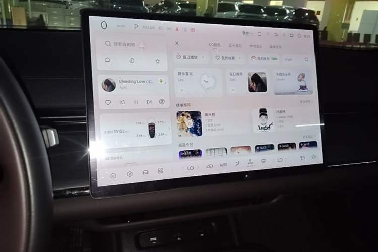 Used CHANGAN NEVO A07 2025 Blue Whale Pure Electric Version 625 Luxury Model Audio And AC Panel