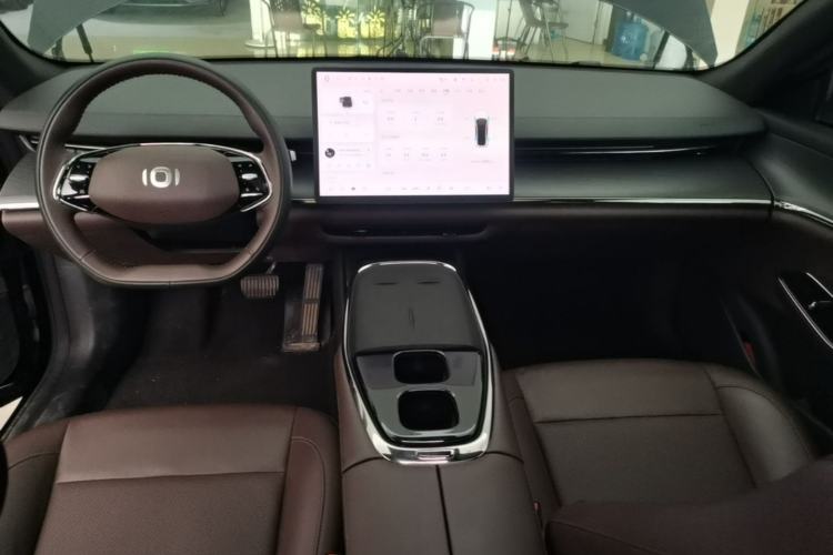 Used CHANGAN NEVO A07 2025 All-Electric "Real Bargain" 525 Luxury Model Center Console