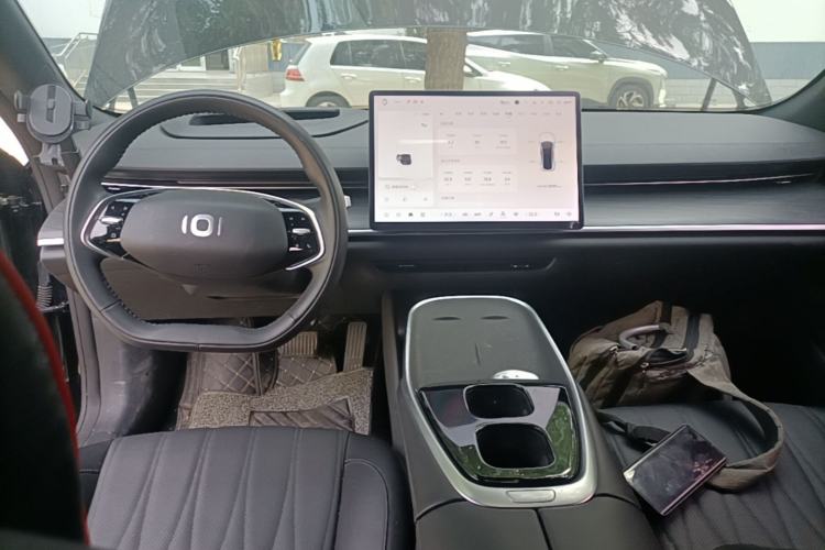 Used CHANGAN NEVO A07 2025 Blue Whale Pure Electric 525 Flagship Model Center Console