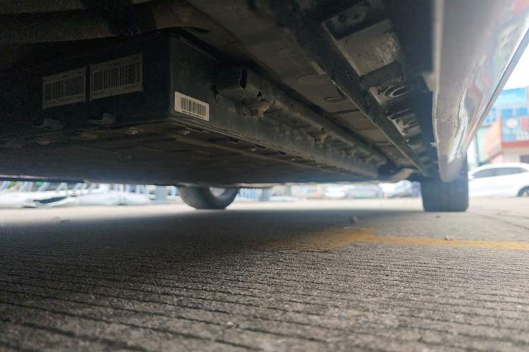 Used CHANGAN NEVO A07 2025 Blue Whale Extended-Range 230 Prestige Model Chassis Front Left