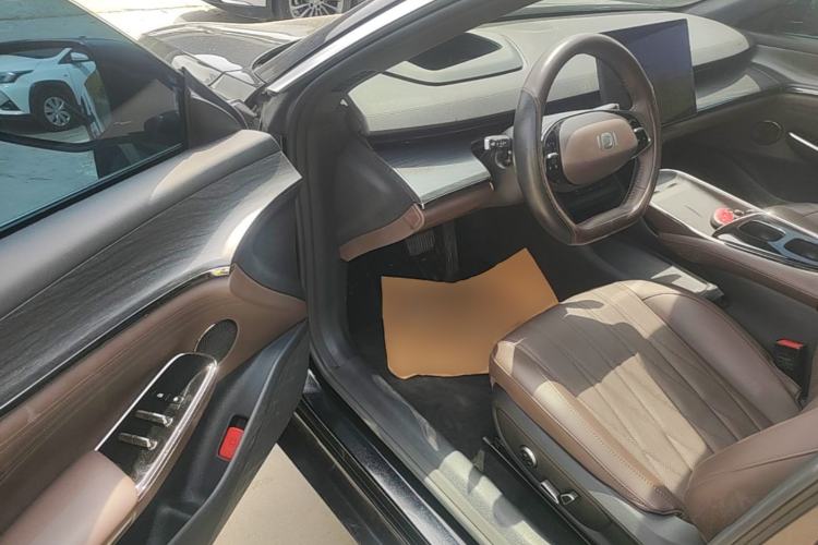 Used CHANGAN NEVO A07 2025 Blue Whale Pure Electric 625 Flagship Model Driver Seat