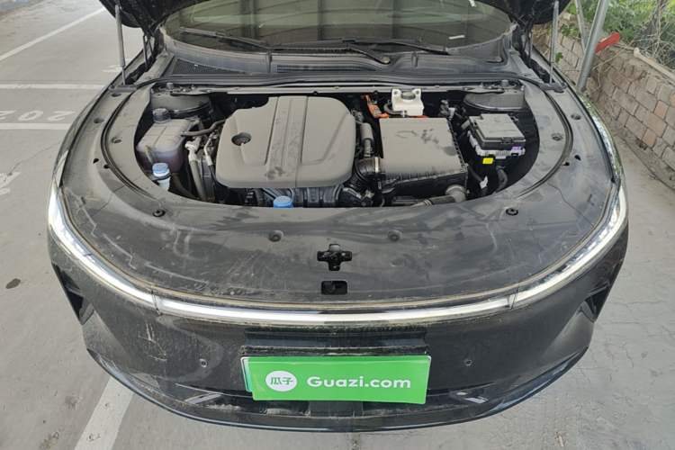 Used CHANGAN NEVO A07 2025 Blue Whale Range-Extending Version 230 Flagship Model Engine Bay