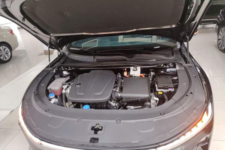 Used CHANGAN NEVO A07 2025 Range-Extended "True Fragrant" Edition 230 Flagship Model Engine Bay