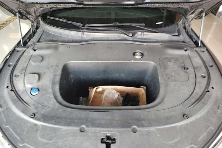 Used CHANGAN NEVO A07 2025 All-Electric "Real Bargain" 525 Luxury Model Engine Bay