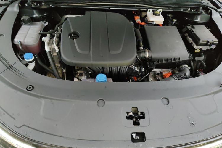 Used CHANGAN NEVO A07 2025 Blue Whale Range-Extending Version 230 Flagship Model Engine Bay