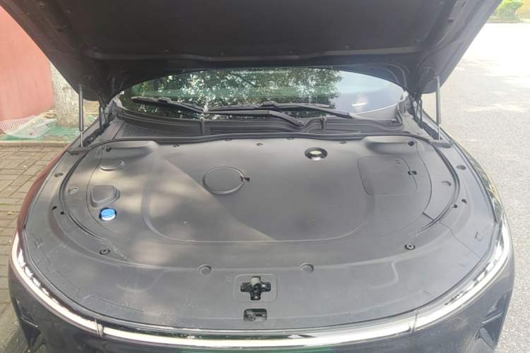 Used CHANGAN NEVO A07 2025 Blue Whale Pure Electric Version 625 Luxury Model Engine Bay