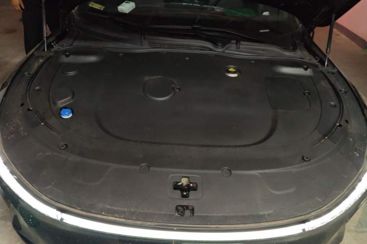 Used CHANGAN NEVO A07 2025 Blue Whale Pure Electric 710 Flagship Model Engine Bay