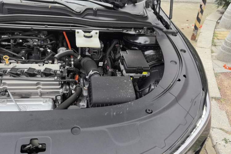 Used CHANGAN NEVO A07 2025 Range-Extended "Truly Delicious" 140 Elite Version Engine Bay Left