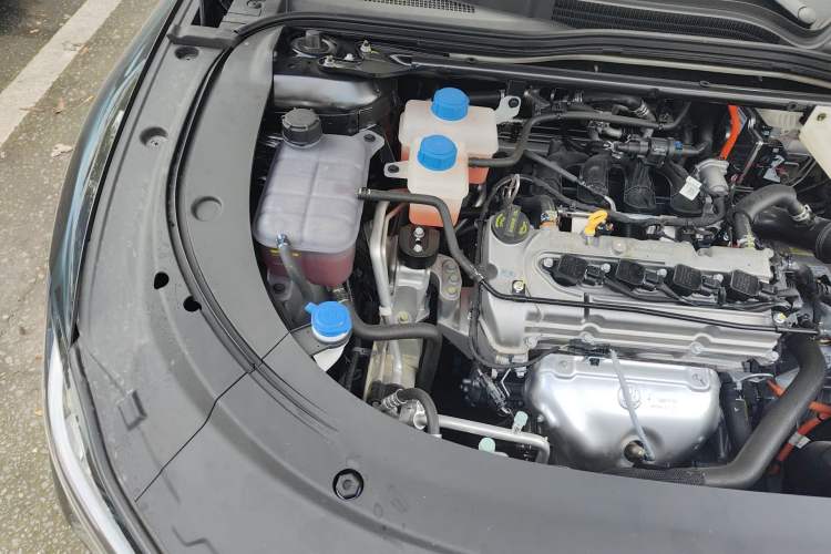Used CHANGAN NEVO A07 2025 Blue Whale Range-Extending Model 140 Elite Version Engine Bay Right