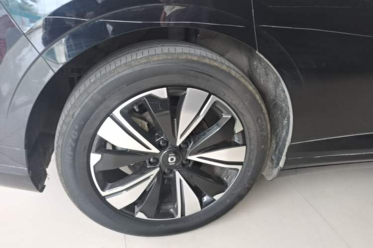 Used CHANGAN NEVO A07 2025 All-Electric "Real Bargain" 525 Luxury Model Exterior 5
