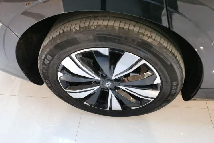 Used CHANGAN NEVO A07 2025 Range-Extended "Truly Delicious" 140 Elite Version Exterior 5
