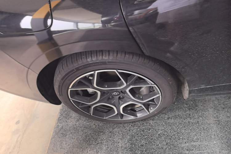 Used CHANGAN NEVO A07 2025 Pure Electric "True Fragrance" Edition 625 Flagship Model Exterior 5