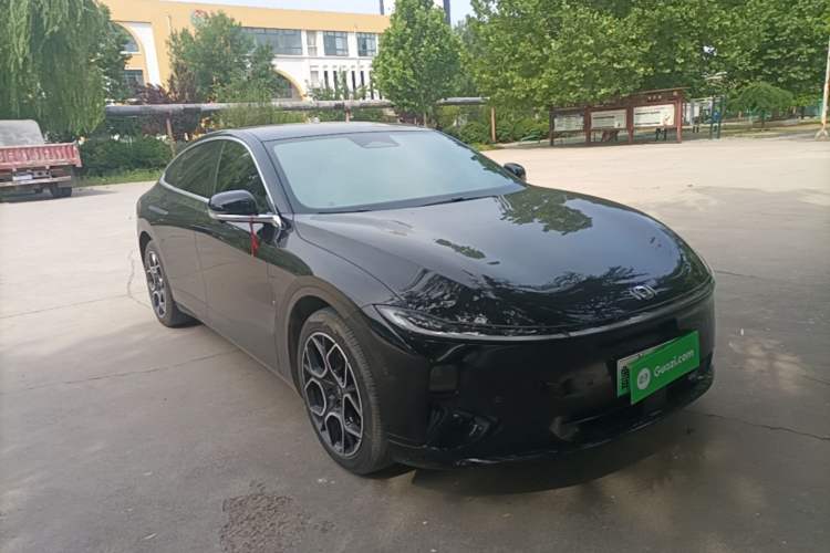 Used CHANGAN NEVO A07 2025 Blue Whale Pure Electric 525 Flagship Model Front Right 45 Deg