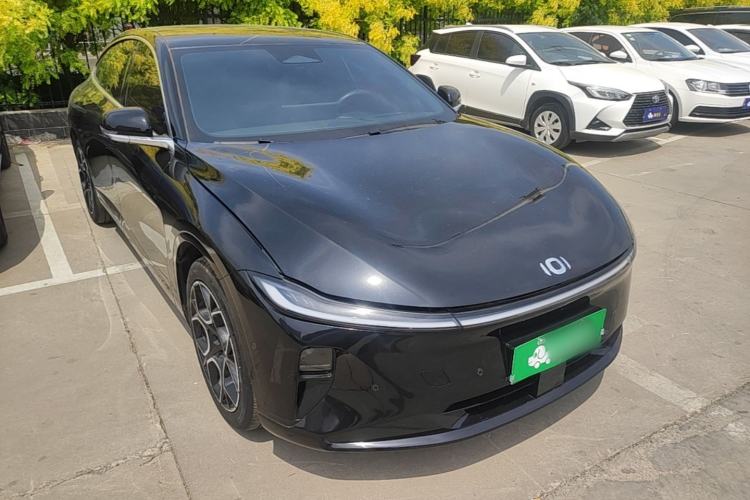Used CHANGAN NEVO A07 2025 Blue Whale Pure Electric 625 Flagship Model Front Right 45 Deg