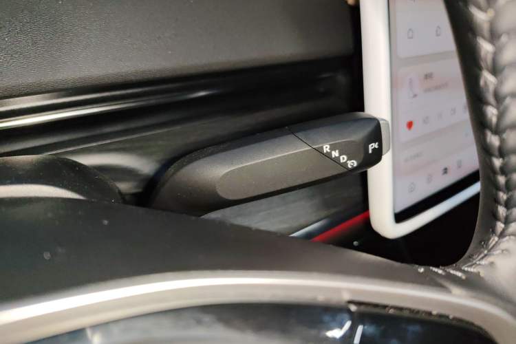 Used CHANGAN NEVO A07 2025 Blue Whale Range-Extending Version 230 Flagship Model Gear Lever