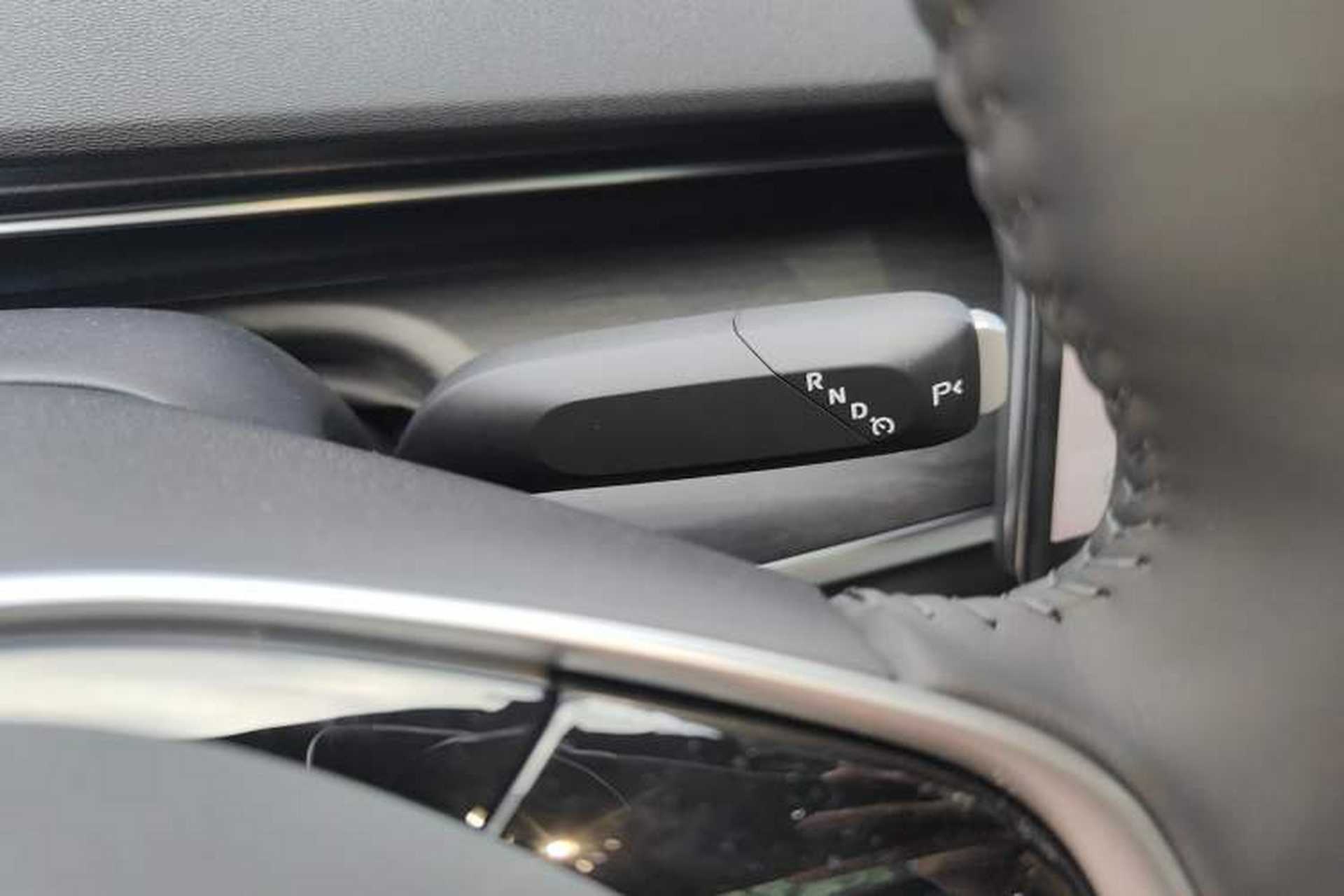 Used CHANGAN NEVO A07 2025 Blue Whale Range-Extending Model 140 Elite Version Gear Lever