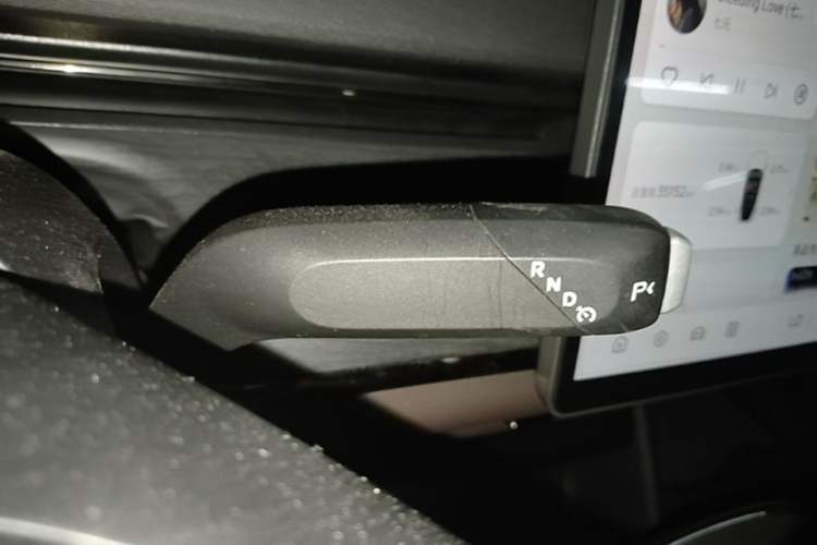 Used CHANGAN NEVO A07 2025 Blue Whale Pure Electric Version 625 Luxury Model Gear Lever