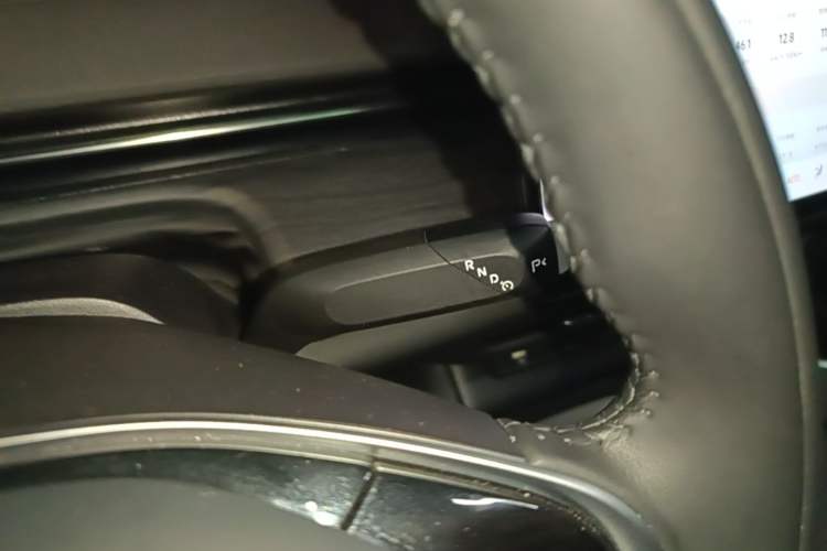Used CHANGAN NEVO A07 2025 Pure Electric "True Fragrance" Edition 625 Flagship Model Gear Lever
