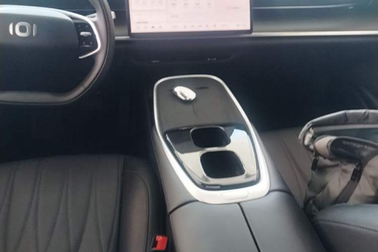 Used CHANGAN NEVO A07 2025 Pure Electric "True Fragrance" Edition 625 Flagship Model Gear Lever