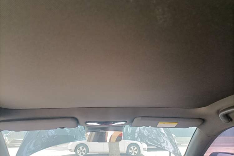 Used CHANGAN NEVO A07 2025 Blue Whale Pure Electric 525 Flagship Model Headliner