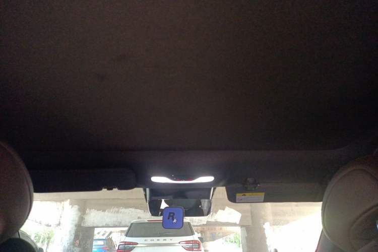 Used CHANGAN NEVO A07 2025 All-Electric "True Fragrance" Edition 710-Mile Long-Range Version Headliner