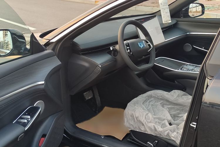 Used CHANGAN NEVO A07 2025 Range-Extended "True Fragrant" Edition 230 Premium Version Interior 1