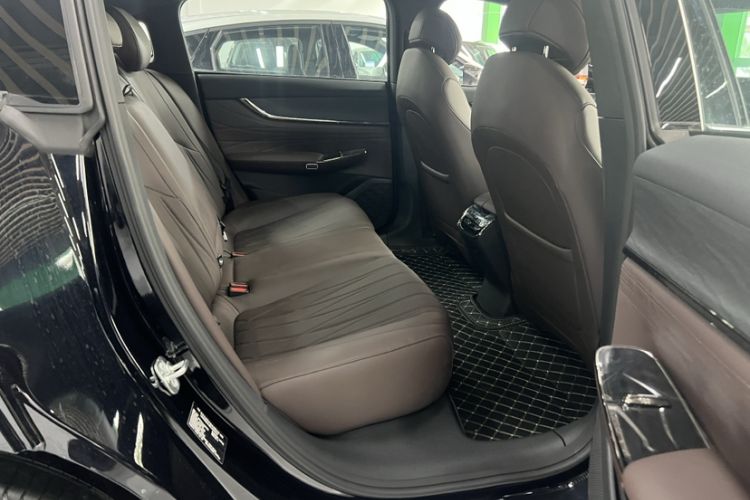 Used CHANGAN NEVO A07 2025 Range-Extended "True Fragrant" Edition 230 Flagship Model Interior 2