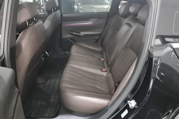 Used CHANGAN NEVO A07 2025 All-Electric "True Fragrance" Edition 710-Mile Long-Range Version Interior 4