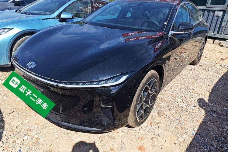 CHANGAN NEVO A07 2025 Blue Whale Pure Electric 710 Flagship Model